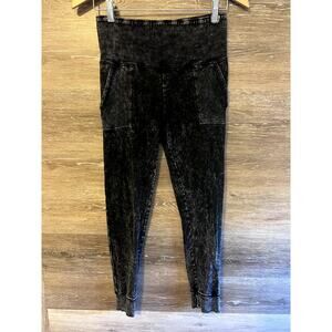 Livi Olivia Rae lounge pants Size M vintage black high waisted Comfy  acid wash